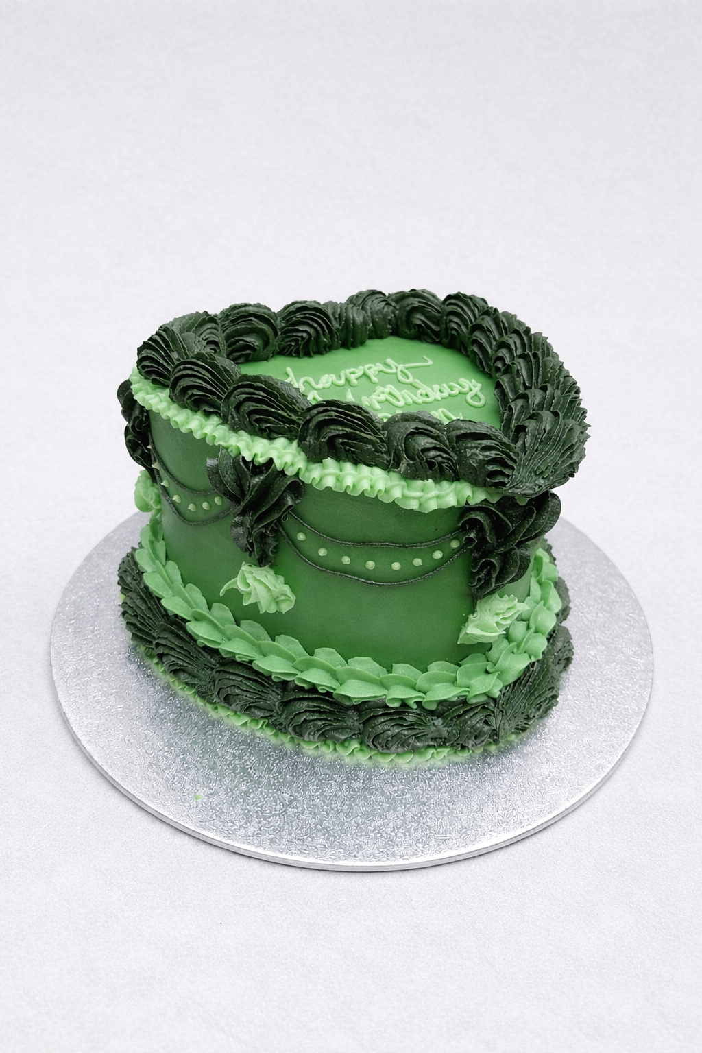 Tall HEART Premium Vintage Retro Cake