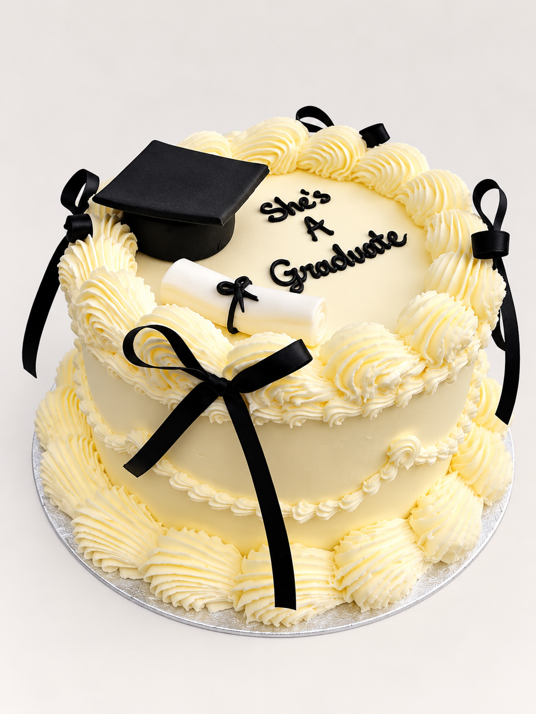 Premium Graduation Cake